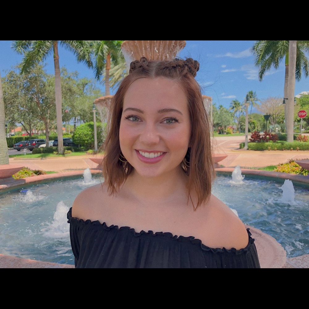 Meet your Posher, Rebecca